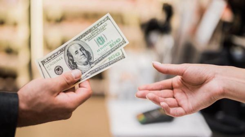 nam mo thay nguoi ta cho tien danh so gi 2 Giấc mơ về người nước ngoài đưa tiền đại diện cảm giác muốn thêm tài chính